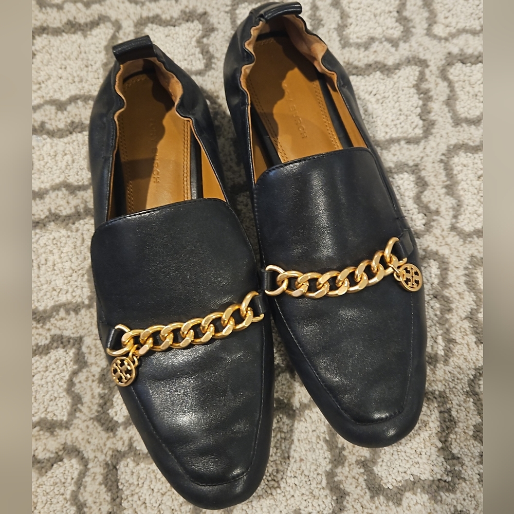 Tory Burch Chain Flats